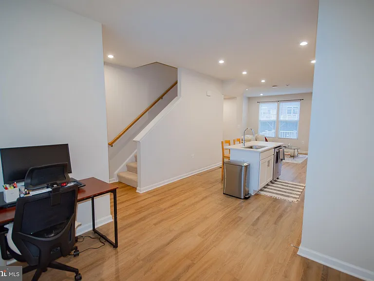 34 Coolidge Ave — Photo 17