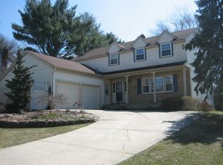 752 York Rd, Mount Laurel, NJ 08054