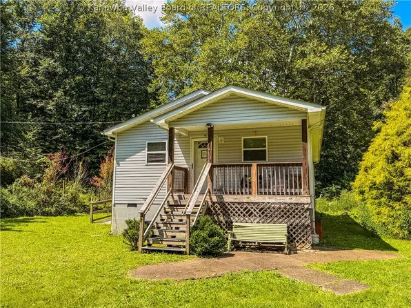 8650 Clay Rd, Left Hand, WV 25251