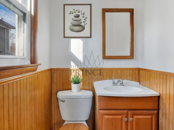 561 Hanover Avenue image 3 of 13