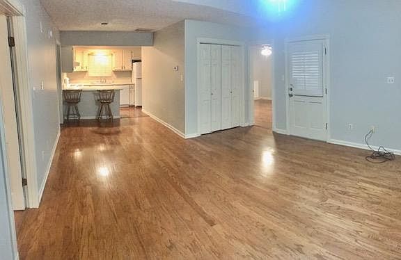 5th image of 209 Kelso Dr