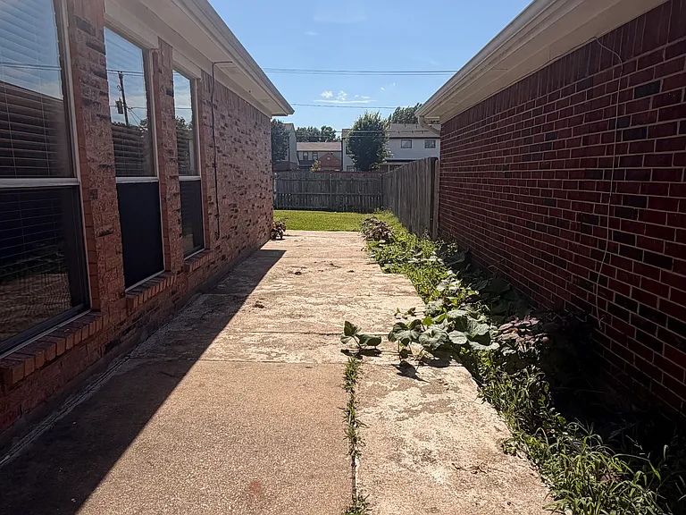 6206 Tidewater Dr — Photo 11