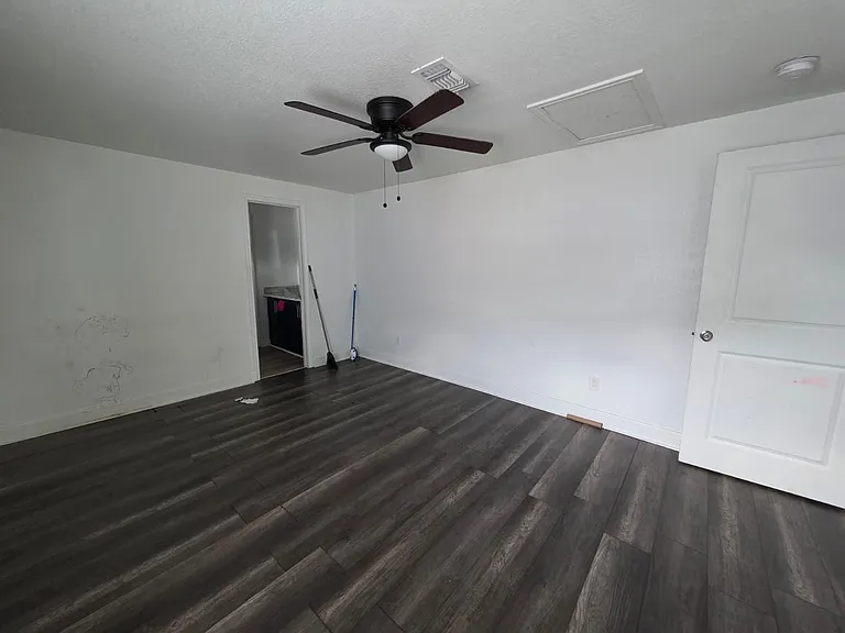 10015 Porto Rico Rd — Photo 13