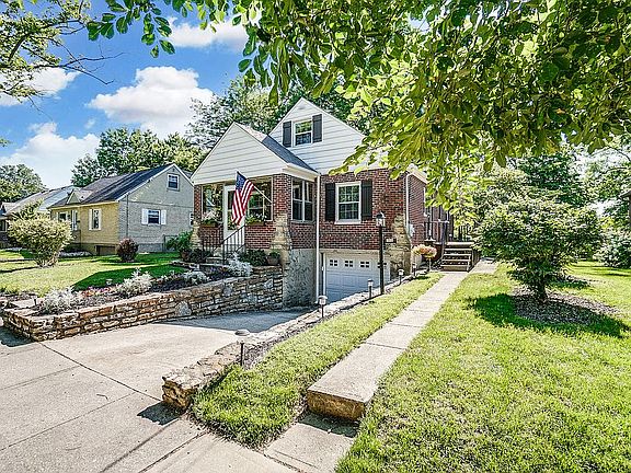 4th image of 1010 Crosley Ave