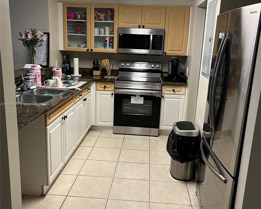 2nd image of 1 Glen Royal Pkwy APT 1004