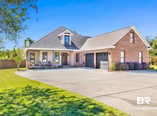 19279 Fairfax Dr, Fairhope, AL 36532