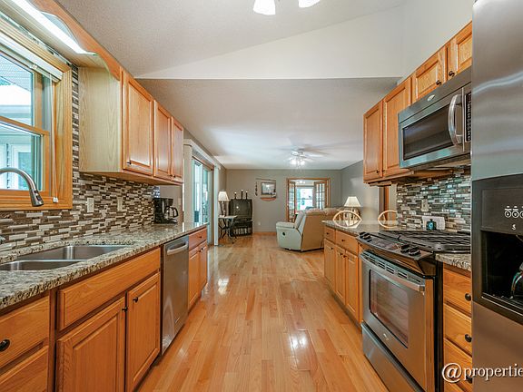 Family Room/Kitchen