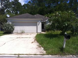 3063 Wavering Ln, Middleburg, FL 32068