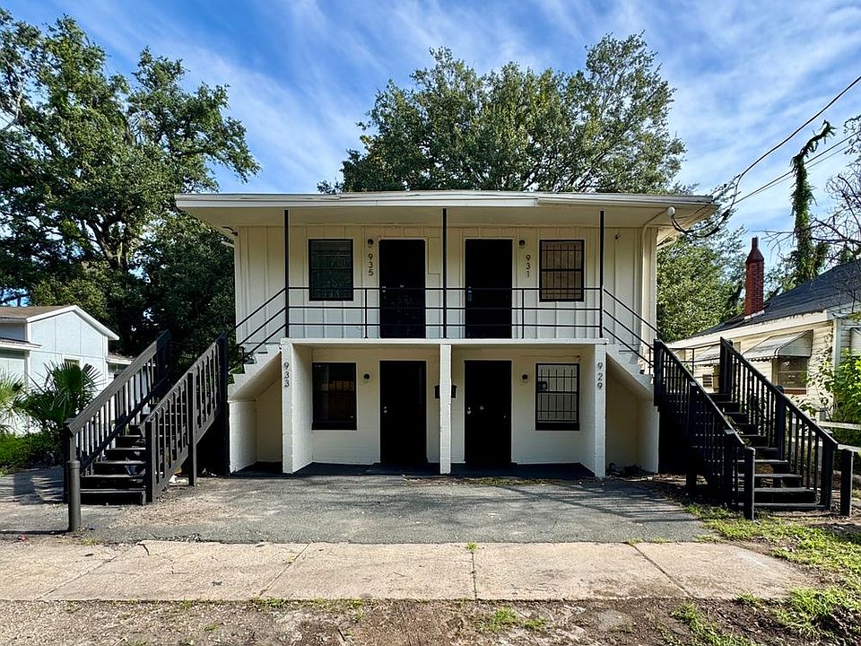 1st image of 929 W 27th St #933