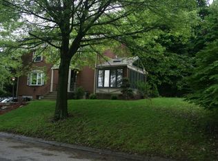 33 Hauck Dr, Pittsburgh, PA 15235