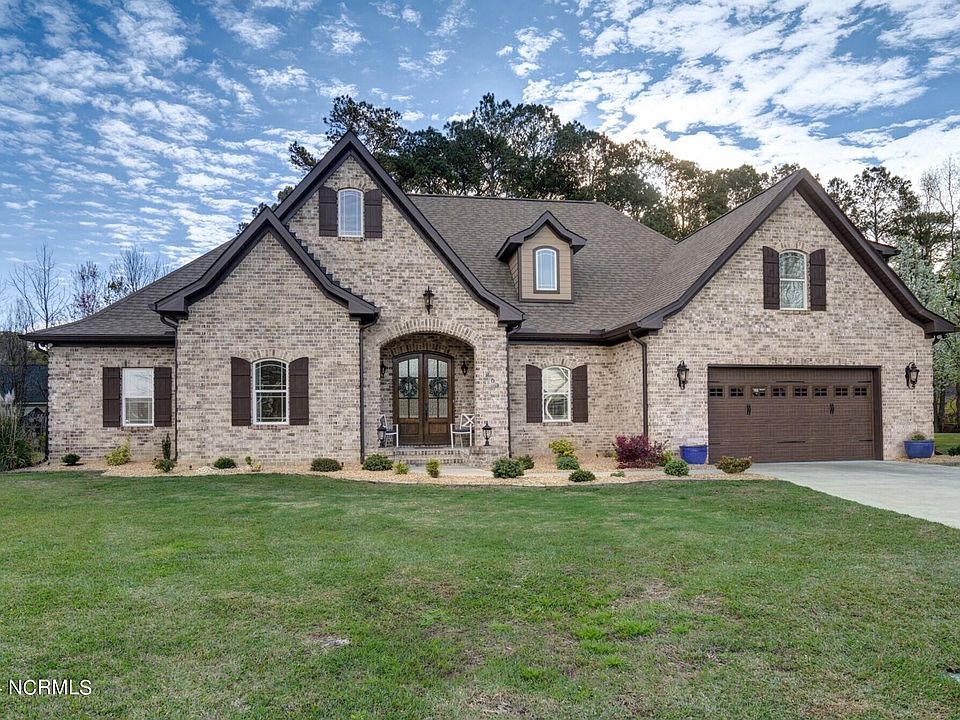 1st image of 803 S Baines Place