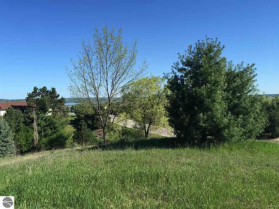 3rd image of 0 S Timberlee Dr