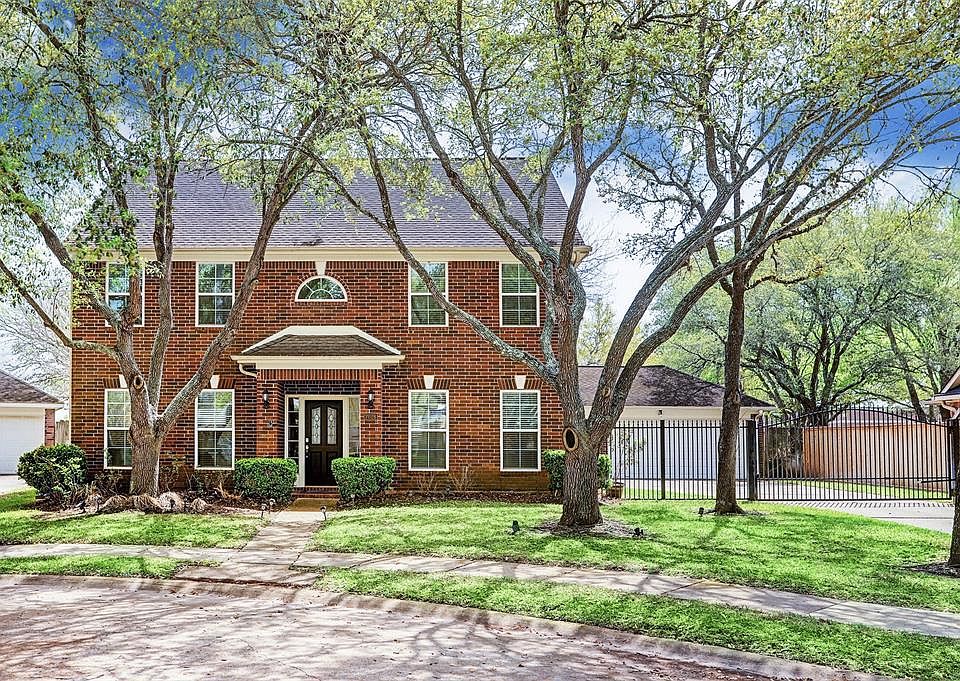 1st image of 7026 Hearthside Dr