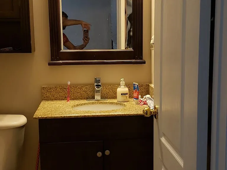 33 Baha Cres — Photo 11