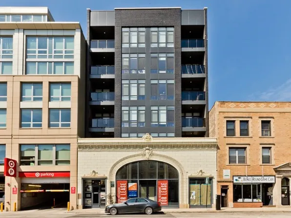 3226 N Clark St #7B, Chicago, IL 60657