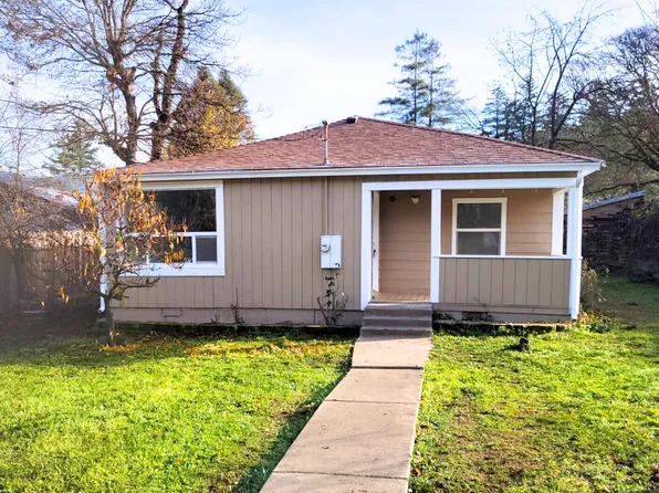 563 Highland Ave, Alderpoint, CA 95511