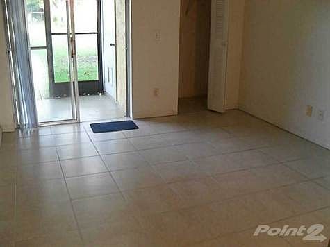5th image of 1104 Meadows Cir #1104