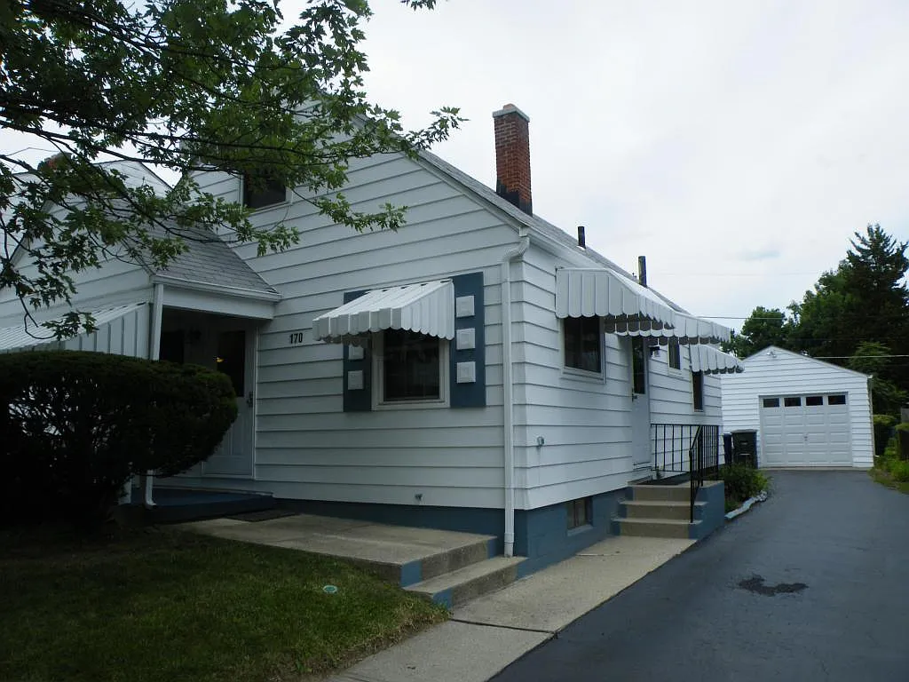 170 Nashoba Ave photo 1