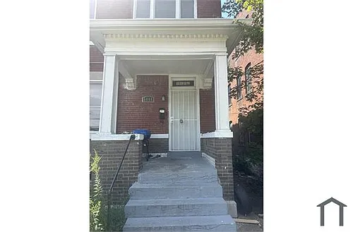 5948 Plymouth Ave Photo 1