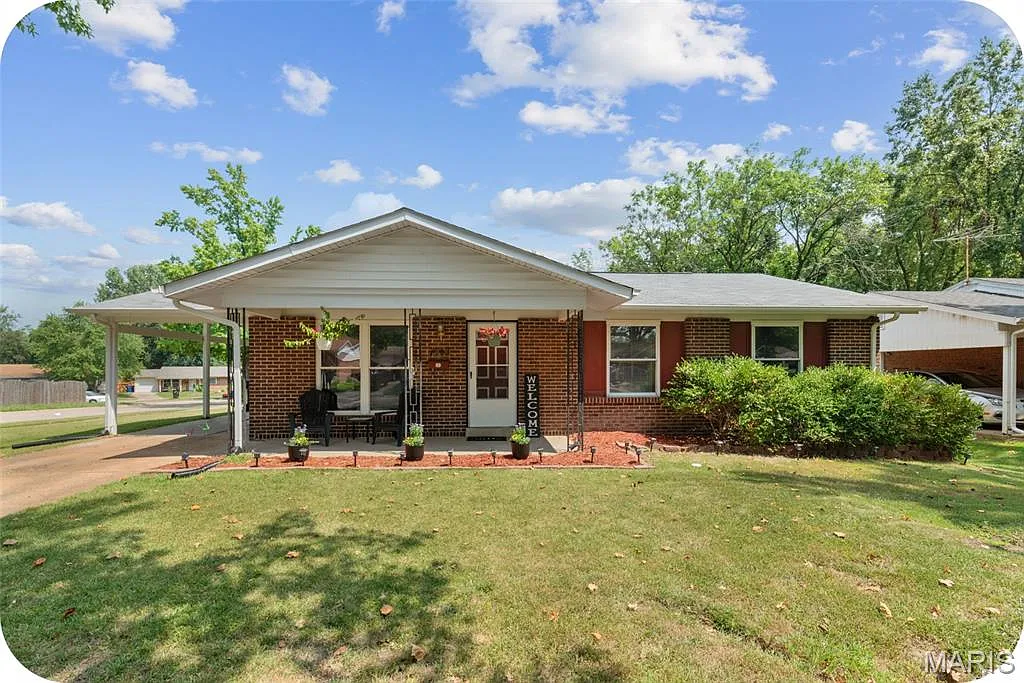 2063 Foggy Bottom Dr photo 1