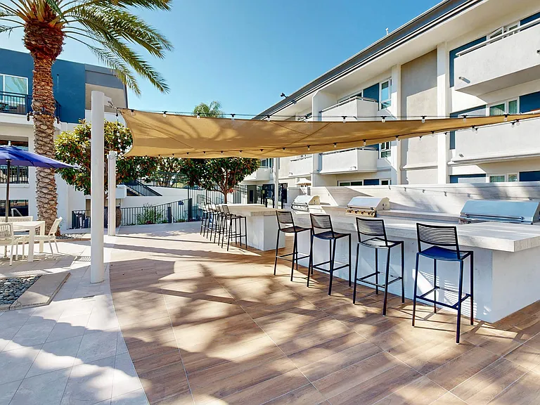 Eight 80 Newport Beach — Photo 43