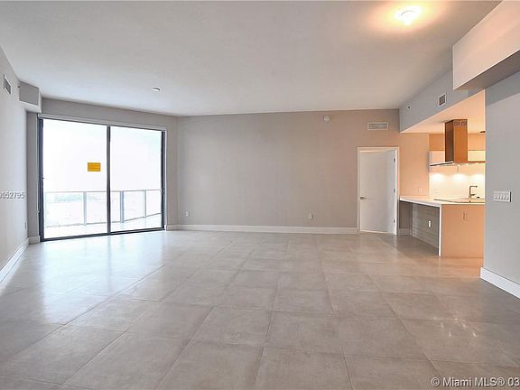 4th image of 17301 Biscayne Blvd #Lph-8