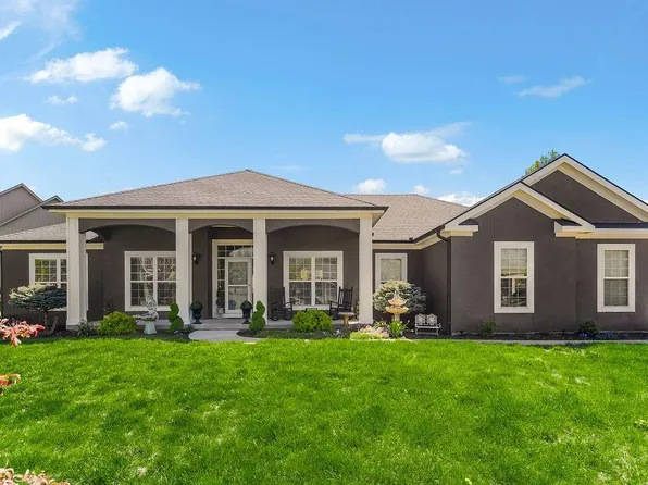 15107 Craig St, Basehor, KS 66007