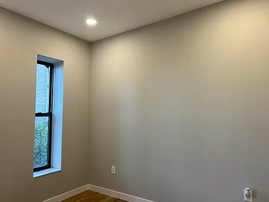 Rented by Premier One Realty LLC | media 14