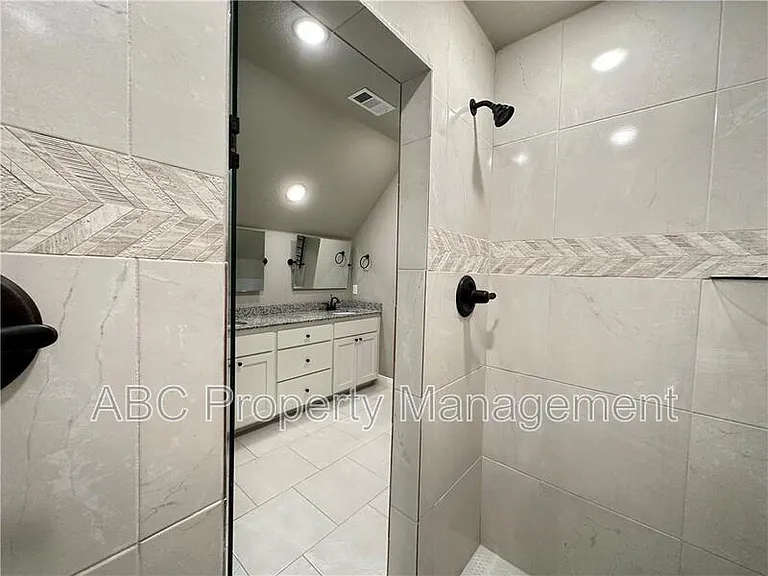 3819 W Maclura Way — Photo 21