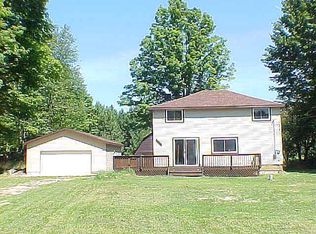 8390 Beaver Rd, Grayling, MI 49738