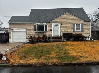 415 Inwood Rd #0, Linden, NJ 07036