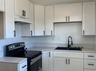 323 E 18th St, Costa Mesa, CA 92627