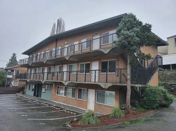 1458 S Columbian Way