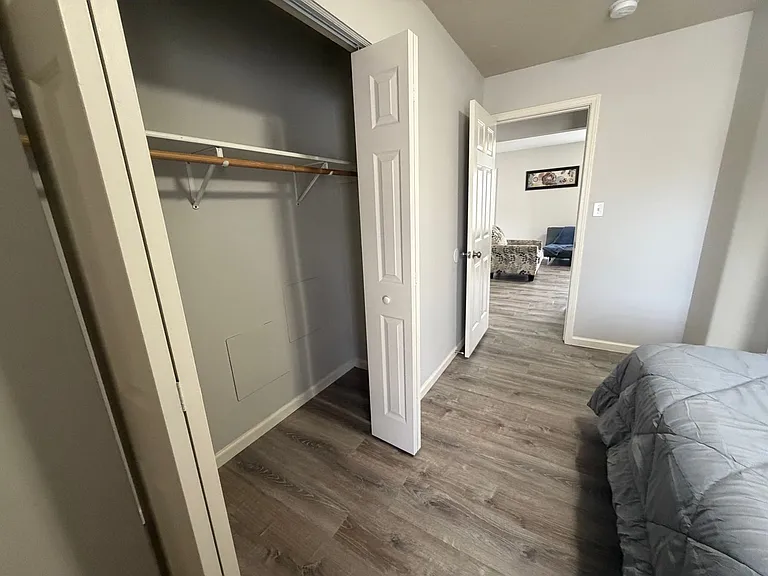 202 Wheaton Ct — Photo 12