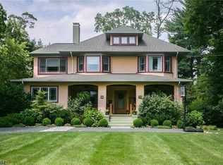 40 Woodbridge Ave, Metuchen, NJ 08840