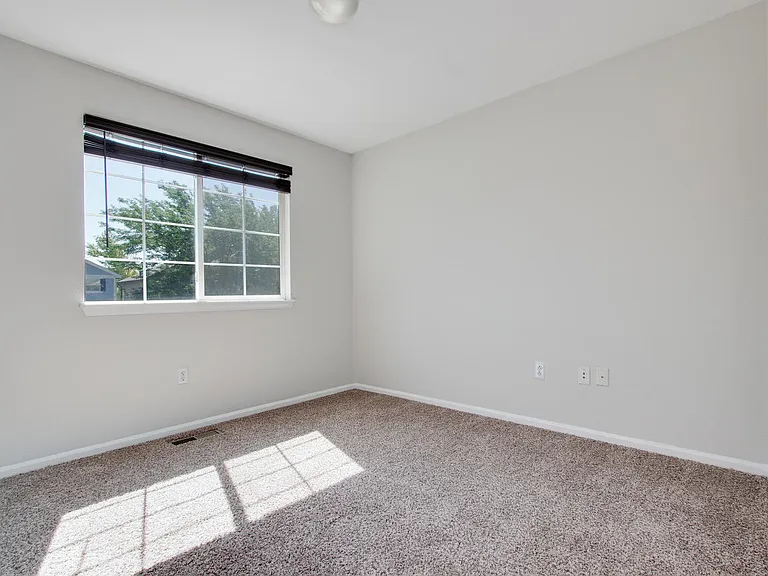 10373 Ravenswood Way — Photo 18