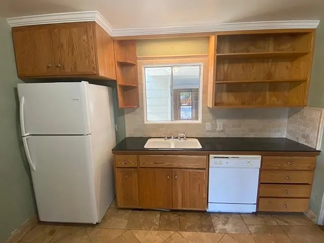 2307 Orchard Ave — Photo 15
