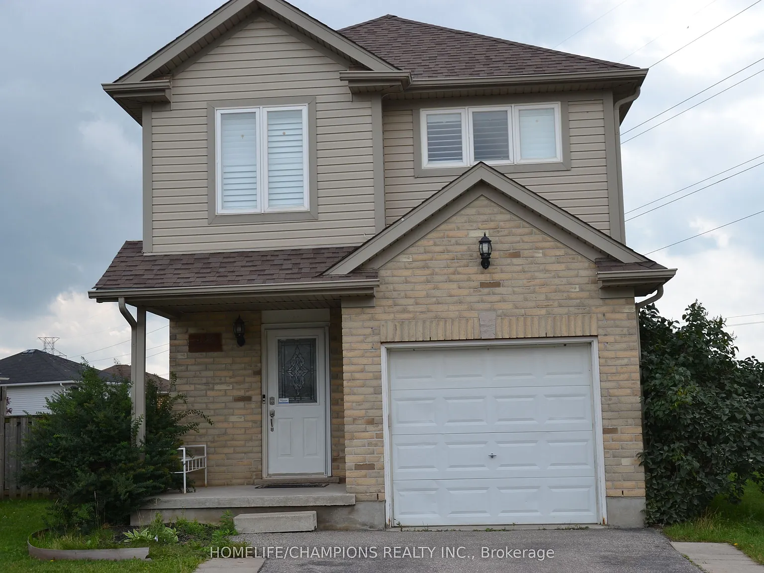 4 bed, $2,900 — Photo 2