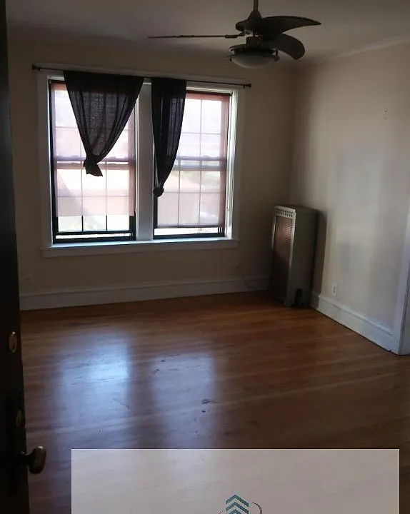 2617-25 W Gunnison St #2619-G1