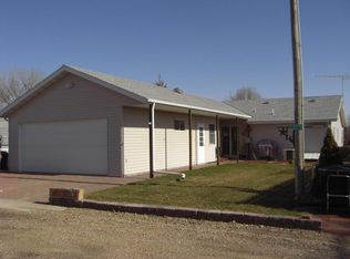 125 Lakeview Acres Dr, Johnson Lake, NE 68937