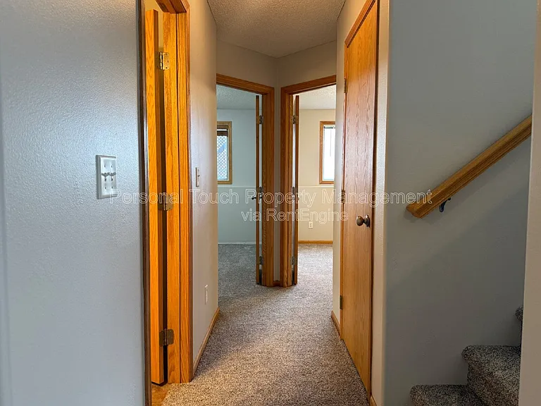 1143 39th Ave S — Photo 32
