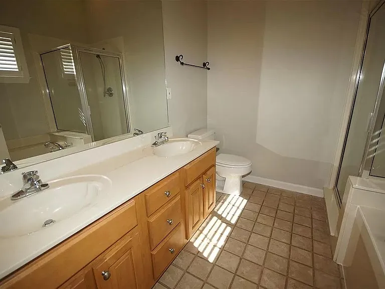 55 Austin Dr — Photo 15