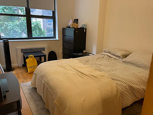 Rented by AJ Clarke | media 22