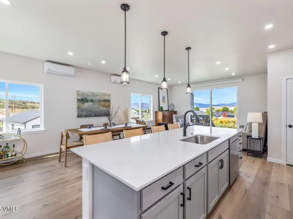 259 Tomahawk Dr, Gypsum, CO 81637