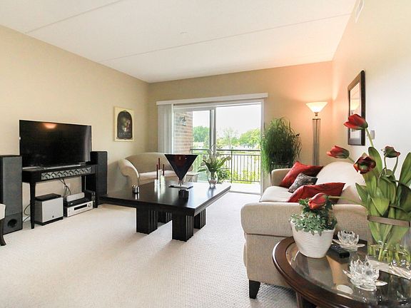 2nd image of 3451 Carriage Way Dr #307