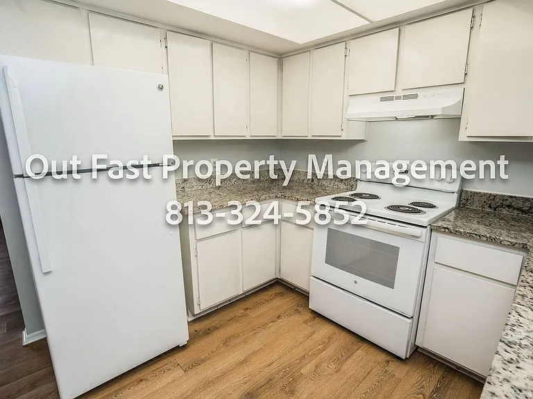 1273 Sylvia Ave — Photo 41