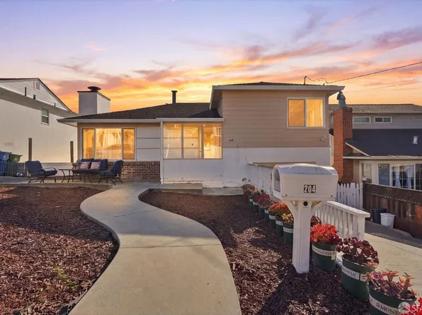 204 Garden Ln, Daly City, CA 94015