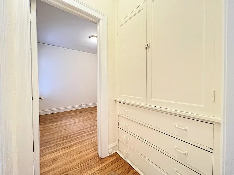 353 Park Ave #5 — Photo 7