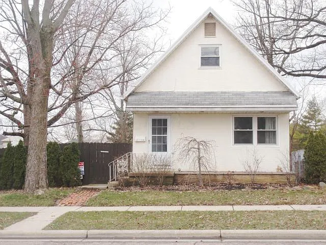 38 Elm St photo 1