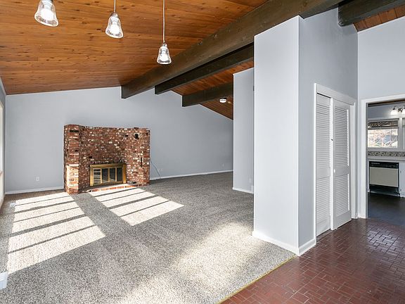 4th image of 8847 Ford Ave #843669